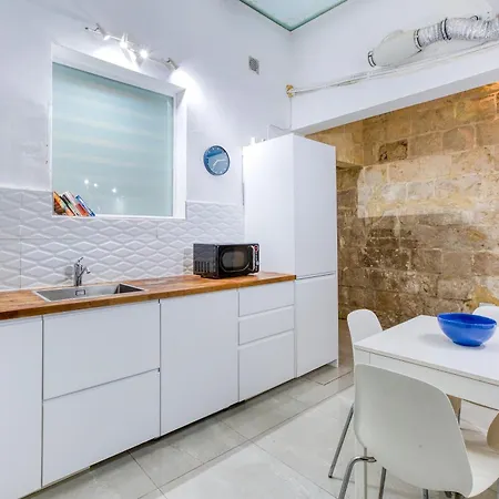 Fully Equipped 2br House Of Character In By 360 Estates * Il-Furjana